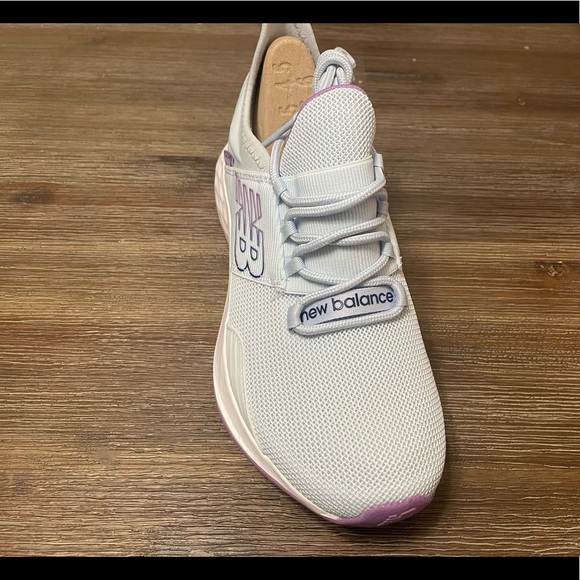 New Balance sneakers - Picture 2 of 6